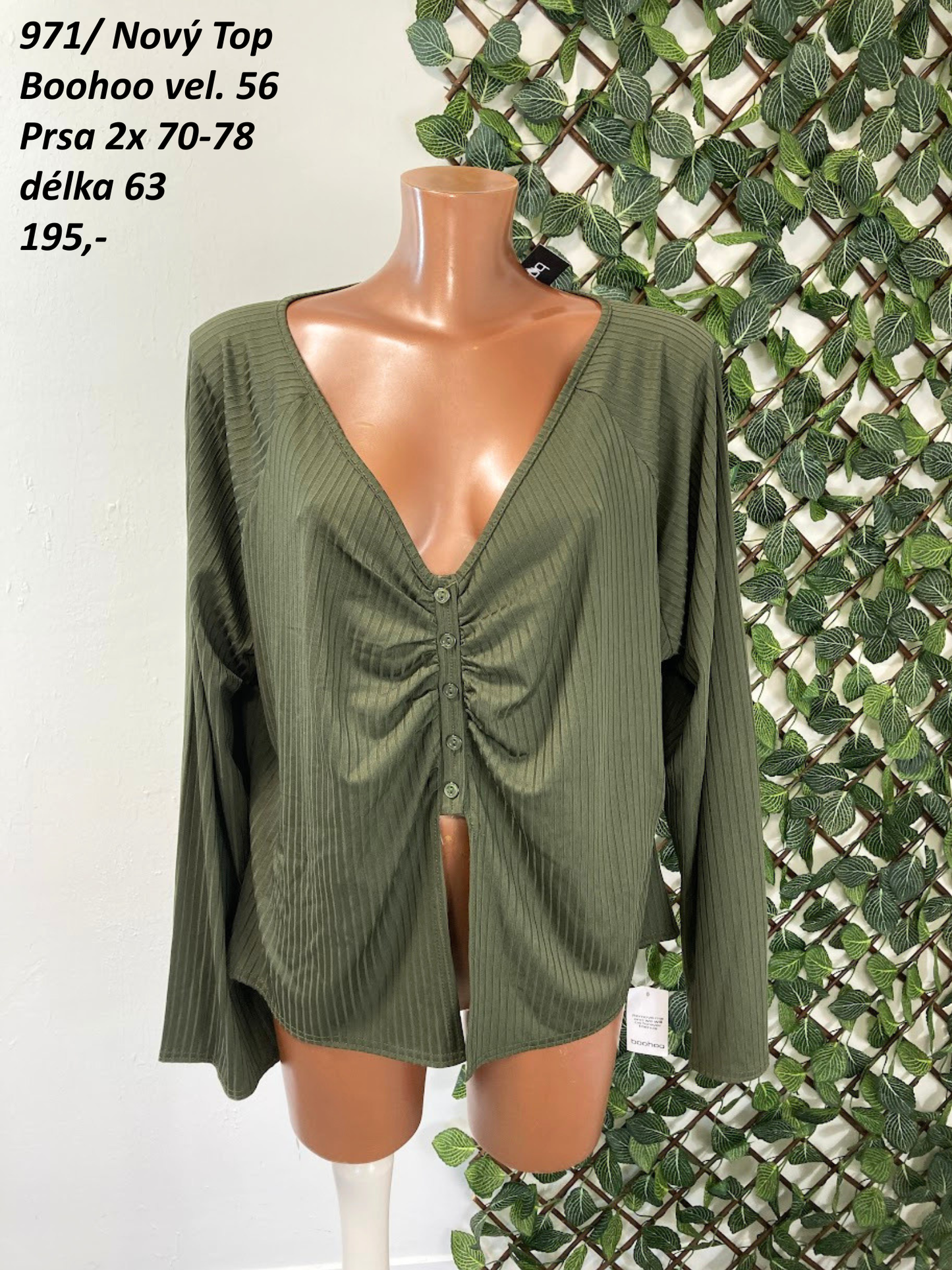 Nový top Boohoo vel. 56