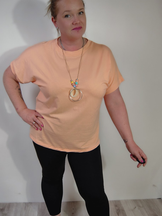 Triko s náhrdelníkem - oranžové