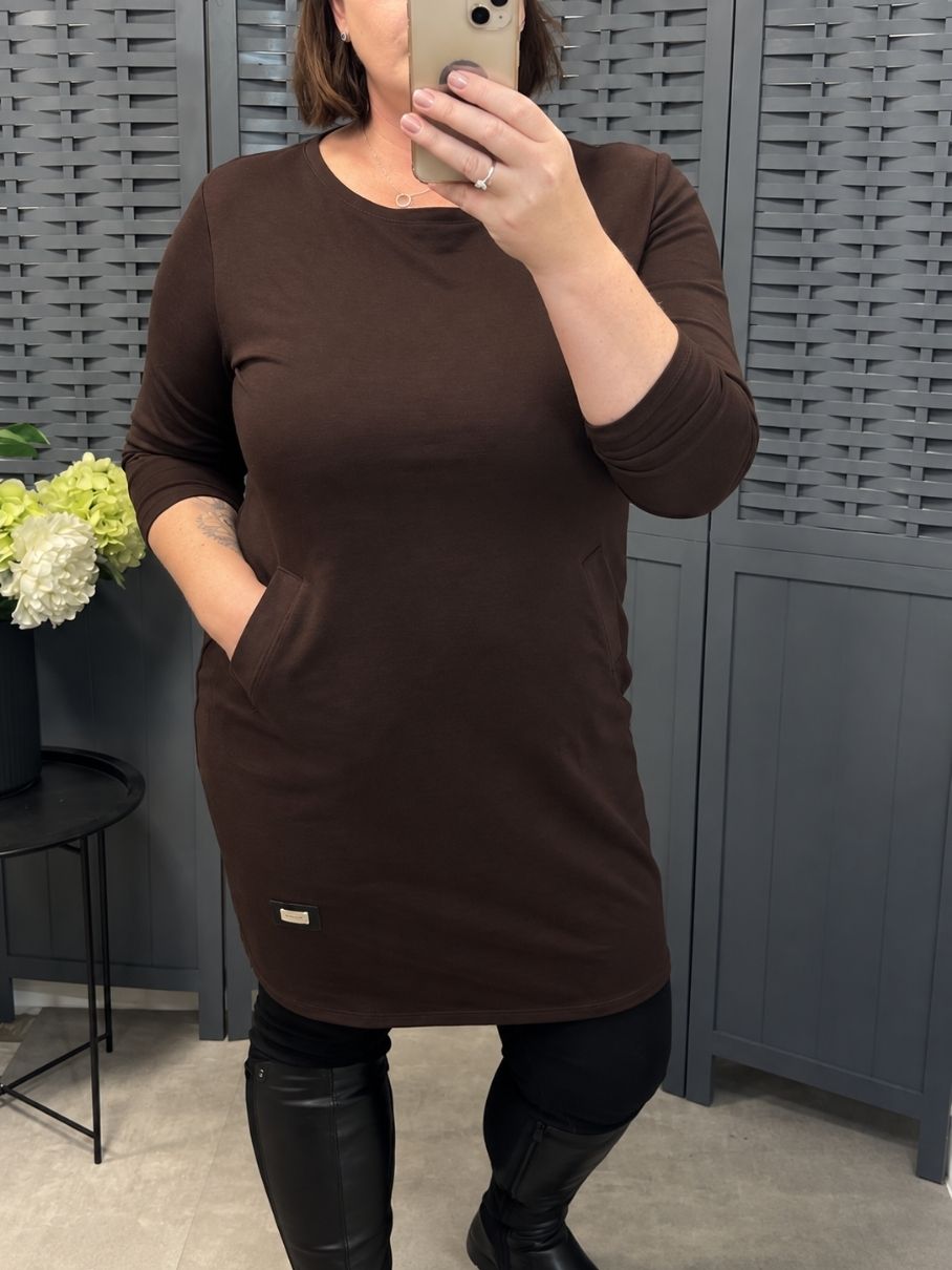 Šaty / dlouhá tunika BASIC COMFORT - hnědá
