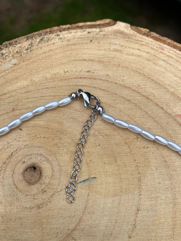 Jemný náhrdelník z perliček