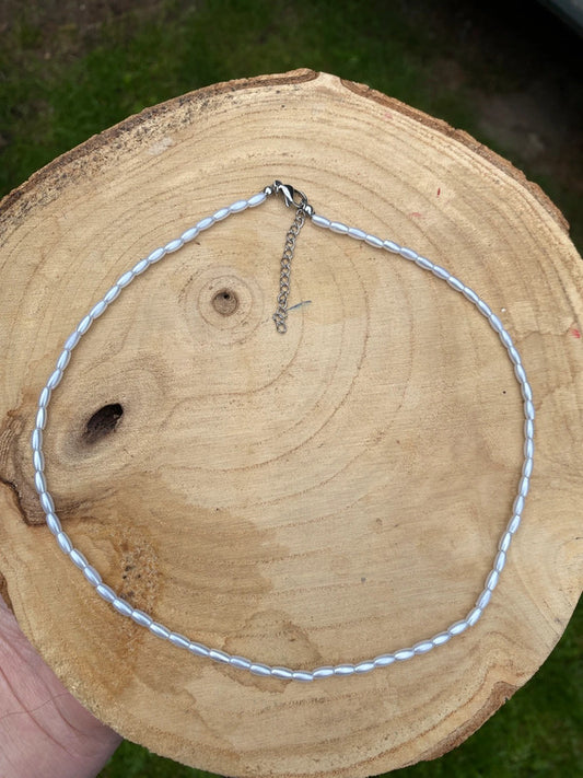 Jemný náhrdelník z perliček