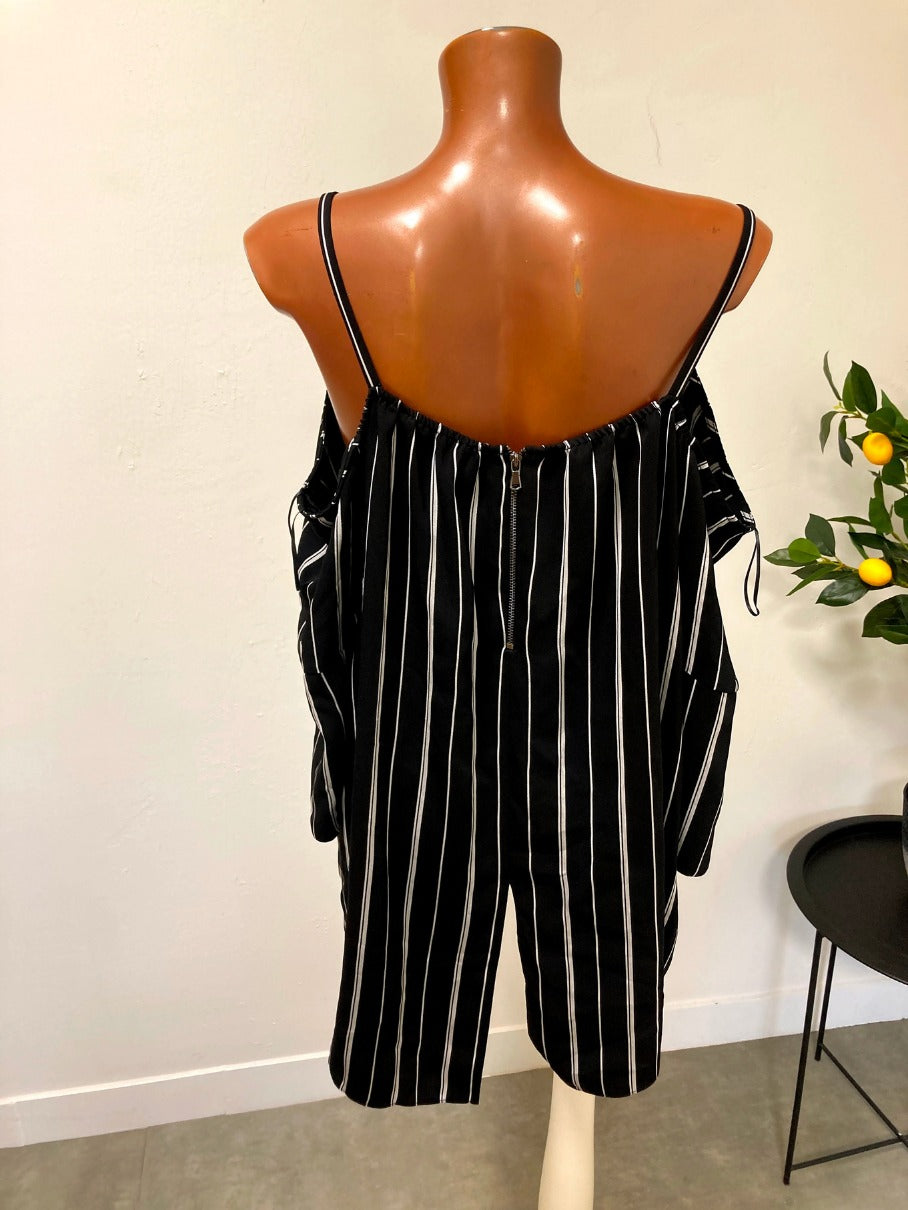 Top River Island vel. 50