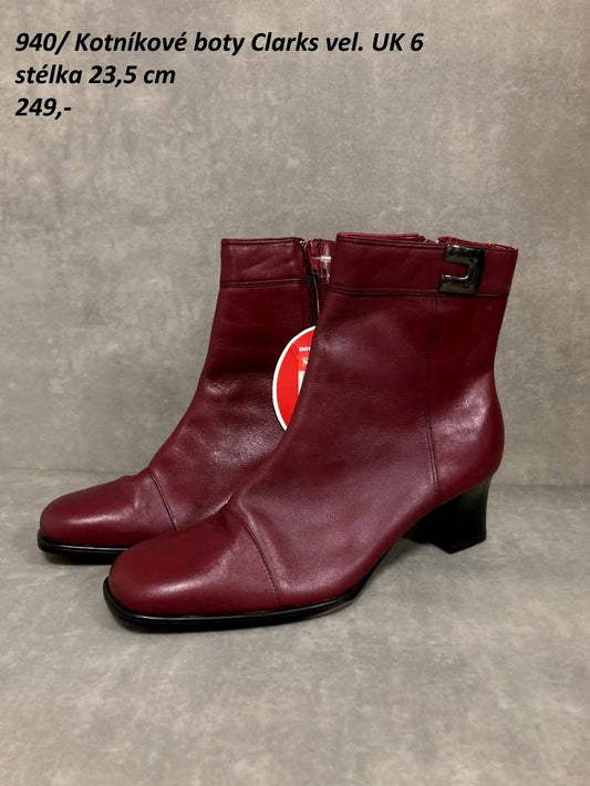 Kotníkové boty Clarks vel. UK6