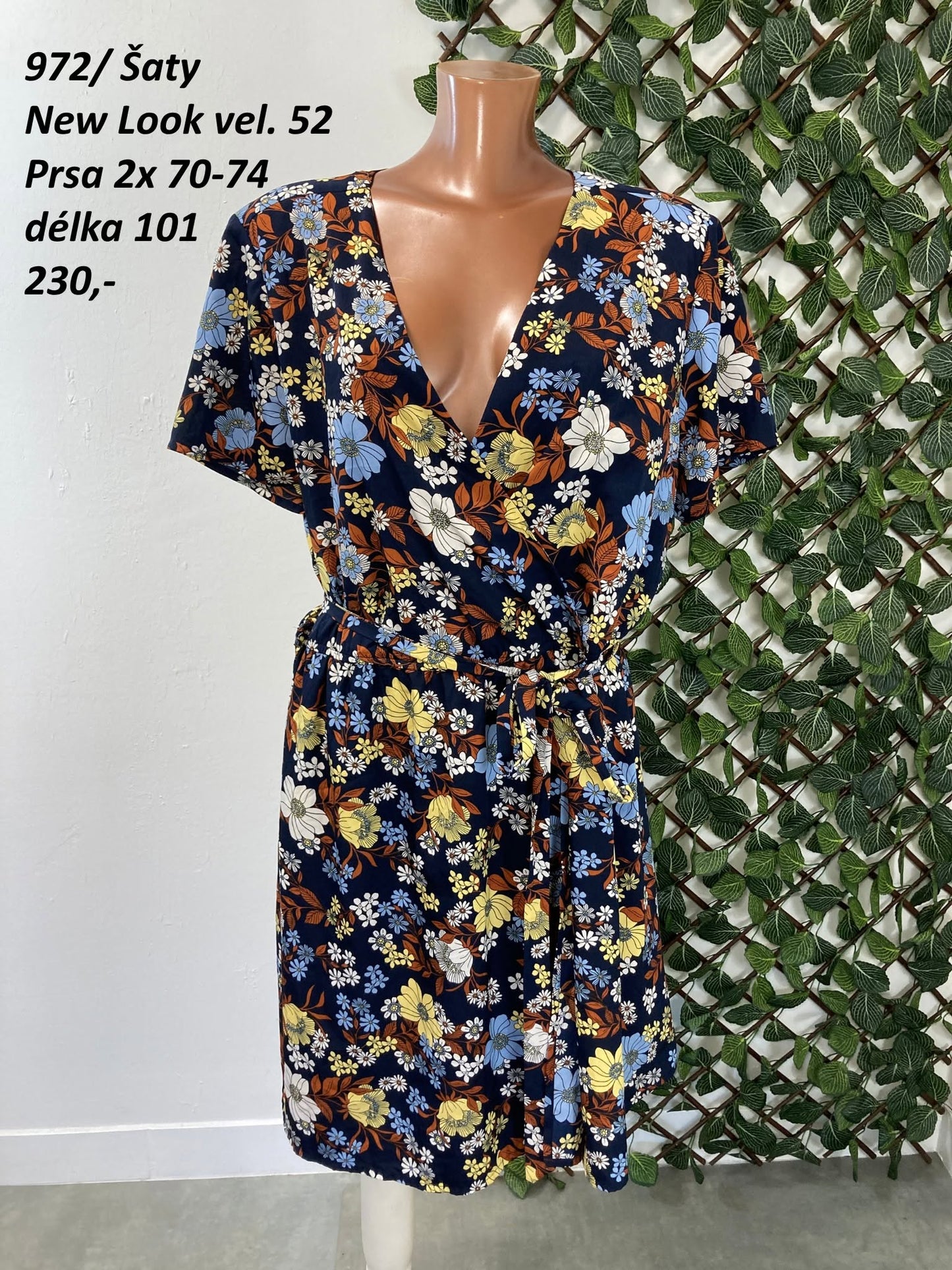 Šaty New Look vel. 52