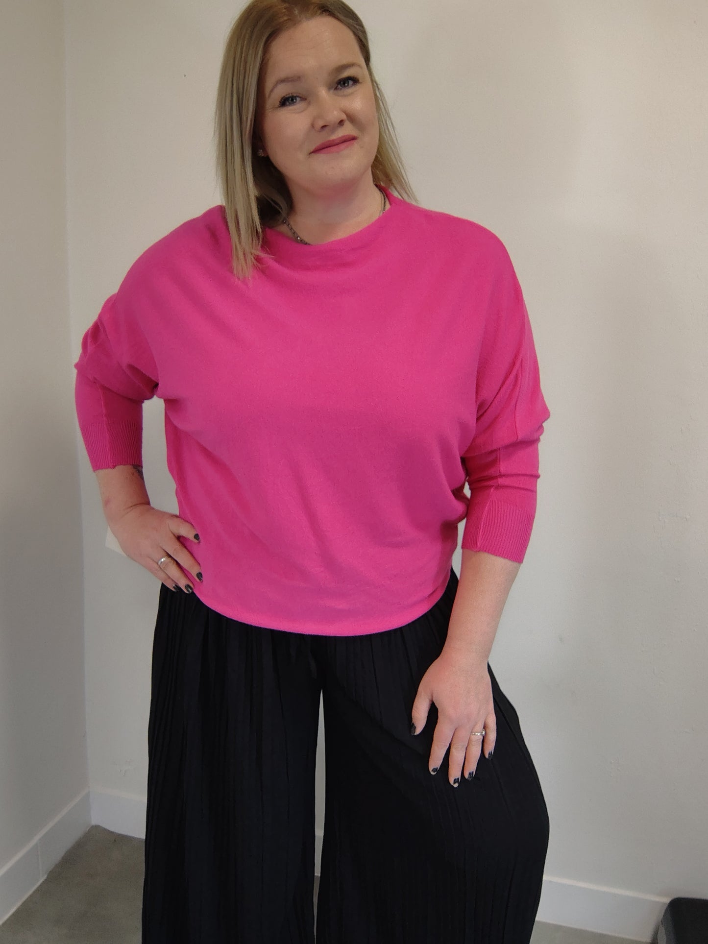 Růžový netopýří svetřík