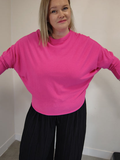 Růžový netopýří svetřík