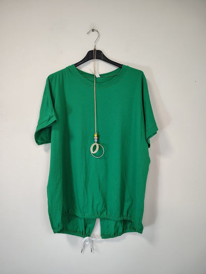 Triko s náhrdelníkem - zelené