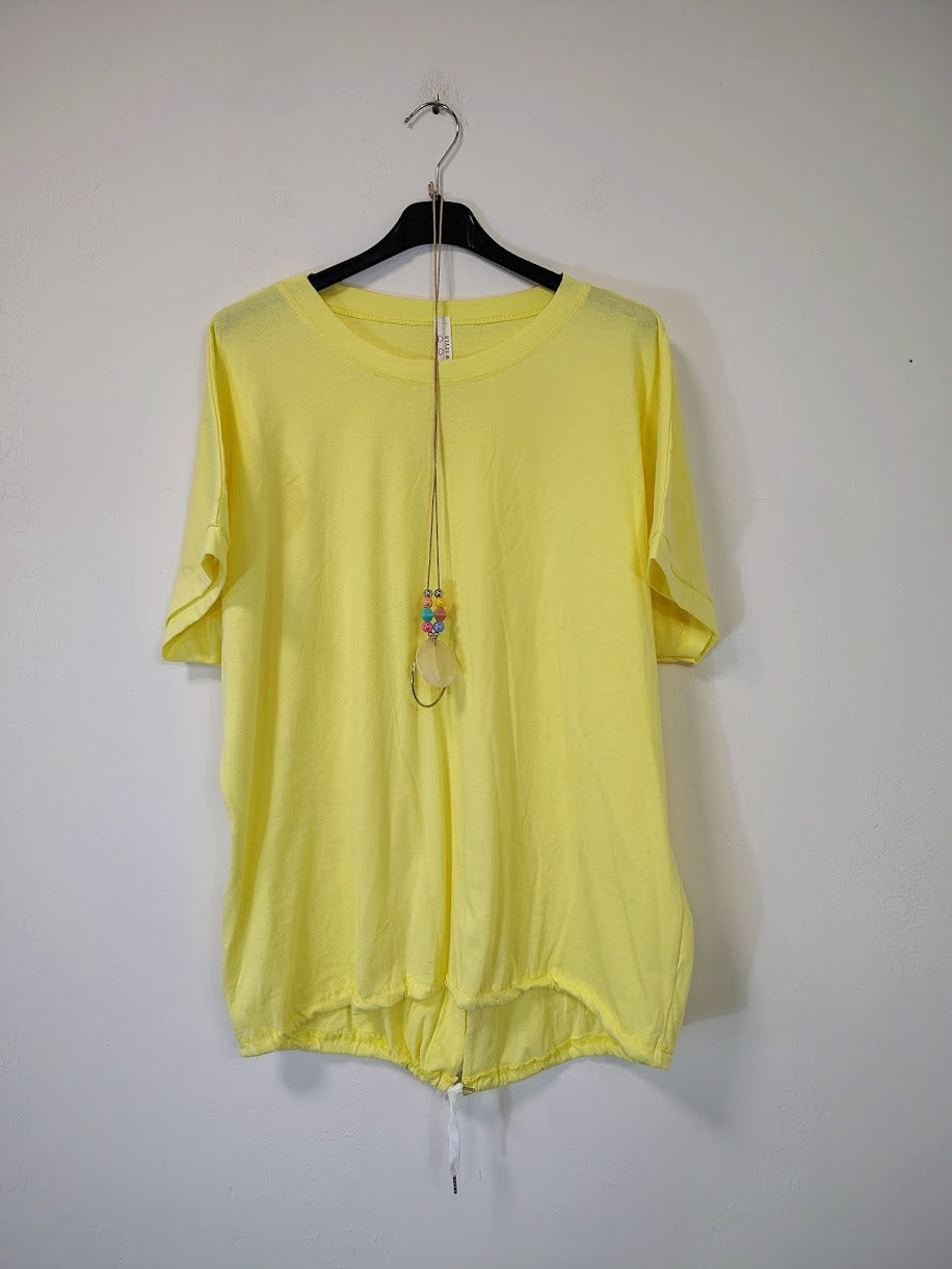 Triko s náhrdelníkem - žluté