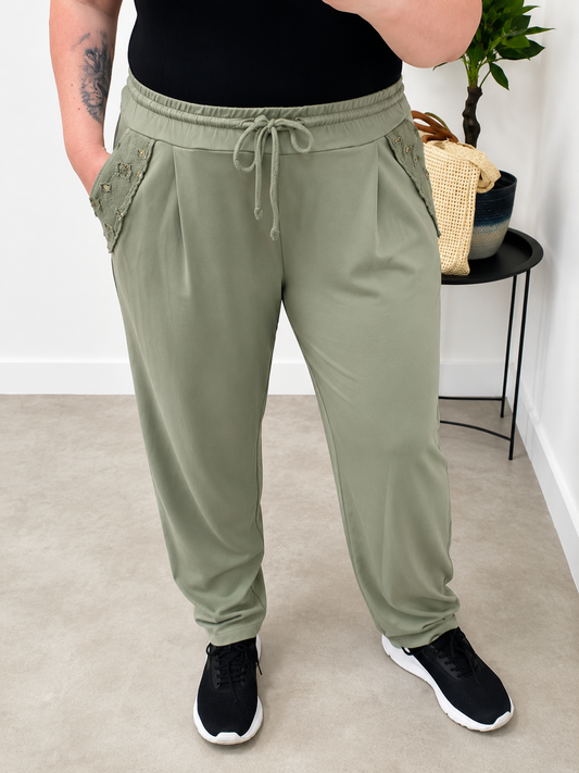 Stylové tepláky v ležérním střihu s detailem - Khaki
