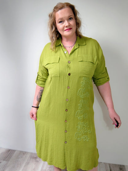 Lehké košilové šaty, ve kterých se budete cítit skvěle -  limetkové
