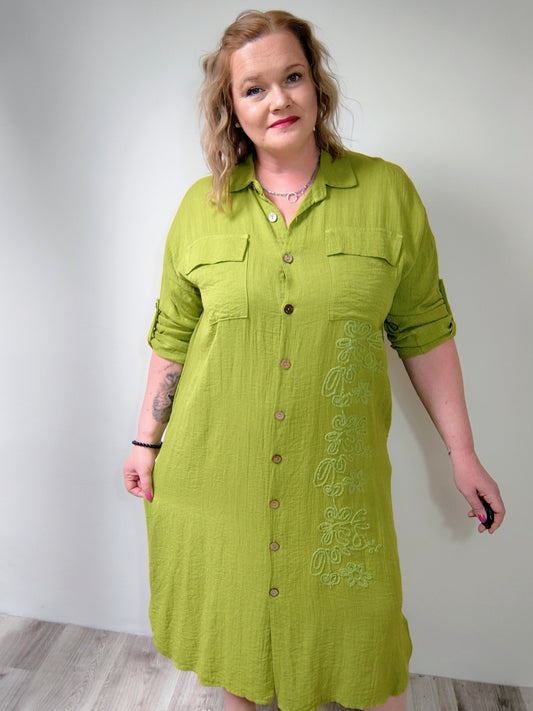 Lehké košilové šaty, ve kterých se budete cítit skvěle -  limetkové